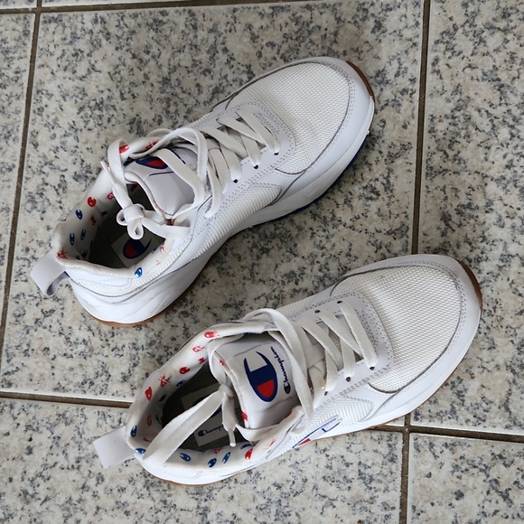 93 Eighteen Champion Men's Sneakers - Picture 1 of 3